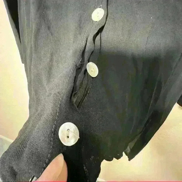 CATHERINE LILLY WHITE Long Sleeve Black Blouse Flower Bottom Sz M Made In Italy - Picture 9 of 11